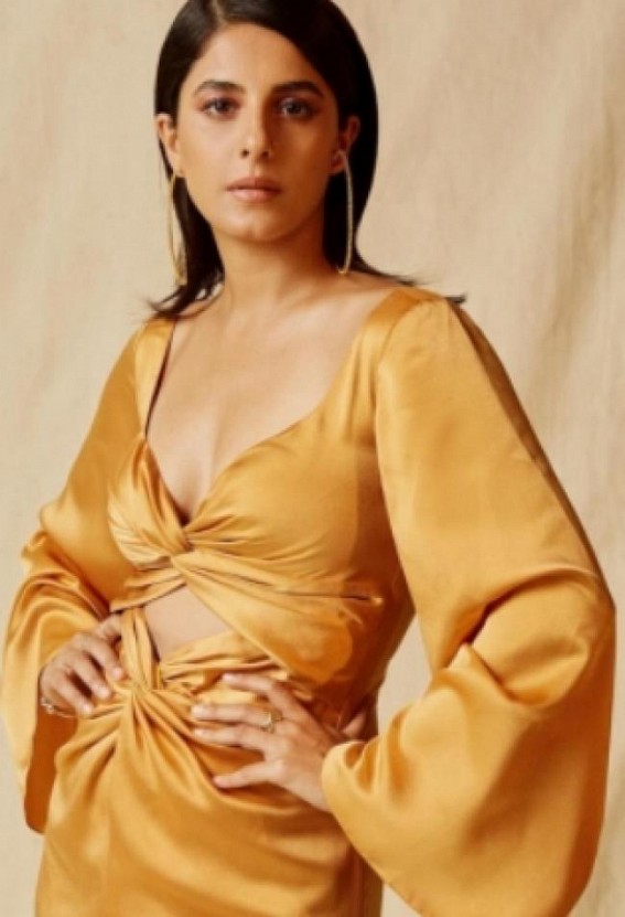 Isha Talwar says her father always looks at content through 'director's lens' Isha Talwar says her father always looks at content through 'director's lens'