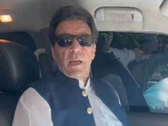 Lahore Police leave for Islamabad to arrest Imran Khan Lahore Police leave for Islamabad to arrest Imran Khan