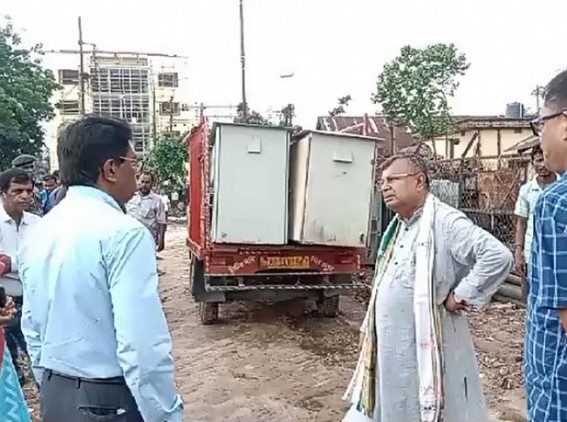 ‘No Dedications in Work’ : Ratan Lal Scolds TSECL employees on Camera ‘No Dedications in Work’ : Ratan Lal Scolds TSECL employees on Camera