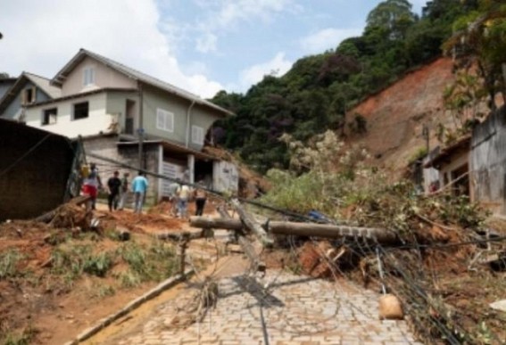 Death toll rises to 8 from cyclone in Brazil