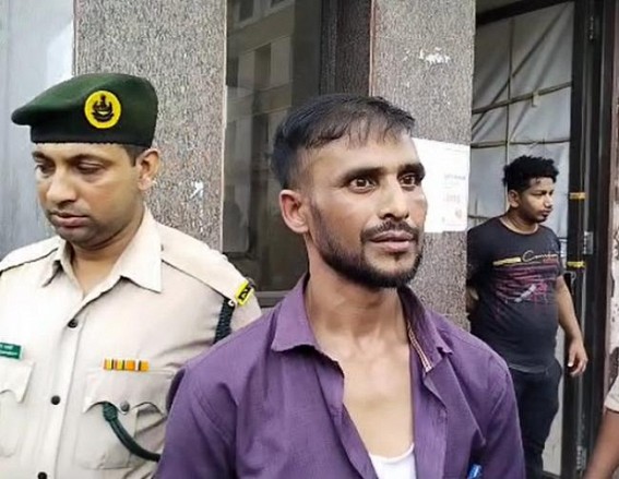 Fraud arrested by Police who cheated patients with Fake assurance of Blood Test Reports Fraud arrested by Police who cheated patients with Fake assurance of Blood Test Reports