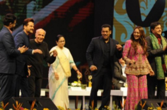 No one will be able to divide us, says Mamata at KIFF No one will be able to divide us, says Mamata at KIFF