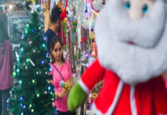 PM Modi, Cong chief Kharge, Rahul greet people on Christmas PM Modi, Cong chief Kharge, Rahul greet people on Christmas