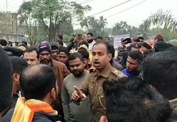 Massive Protest against Hit&Run law by vehicle drivers : Tension triggered in Udaipur as protesters alleged attack during peaceful protest Massive Protest against Hit&Run law by vehicle drivers : Tension triggered in Udaipur as protesters alleged attack during peaceful protest