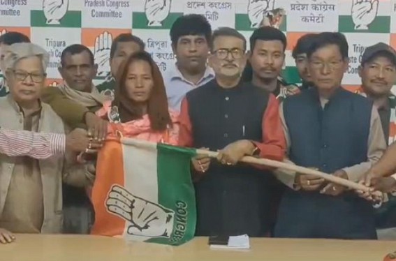 45 voters join Congress in Santir Bazar 45 voters join Congress in Santir Bazar