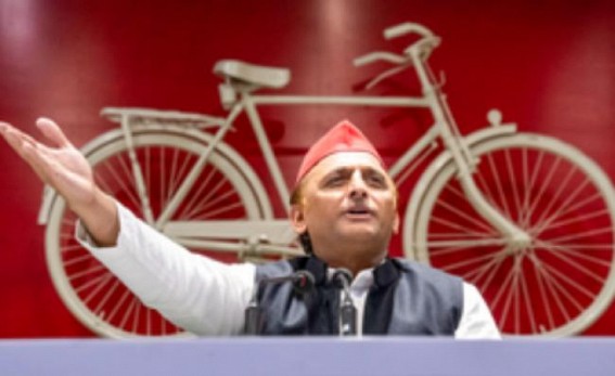 Row over Ram temple invite to Akhilesh Yadav Row over Ram temple invite to Akhilesh Yadav