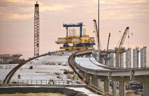 Govt banks on big-ticket infra projects to put economy on growth track Govt banks on big-ticket infra projects to put economy on growth track