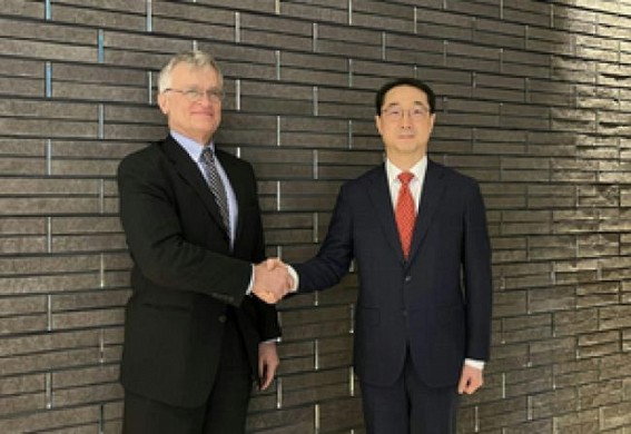 South Korea's nuclear envoy, Swedish counterpart discuss North Korea threats South Korea's nuclear envoy, Swedish counterpart discuss North Korea threats
