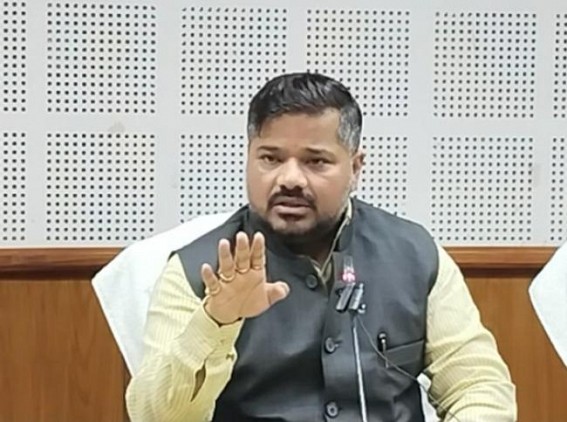 Strike Effect: Tripura Govt accepted Tiprasa students' demand for continuation of Roman script in Kokborok language exams under TBSE Strike Effect: Tripura Govt accepted Tiprasa students' demand for continuation of Roman script in Kokborok language exams under TBSE