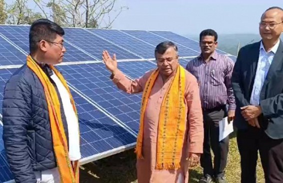‘Solar Power is the Future’: Power & Agriculture Minister visited fields to inspect the status of solar energy uses by farmers ‘Solar Power is the Future’: Power & Agriculture Minister visited fields to inspect the status of solar energy uses by farmers