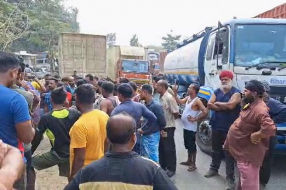 Truck Drivers Blocked Road protesting against delayed vehicle movement due to Checking Truck Drivers Blocked Road protesting against delayed vehicle movement due to Checking