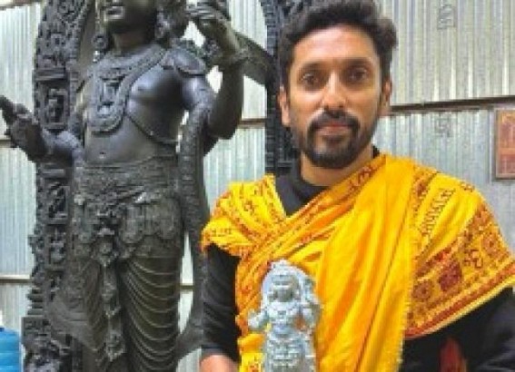 Sculptor creates miniature model of Ram Lalla statue in Ayodhya