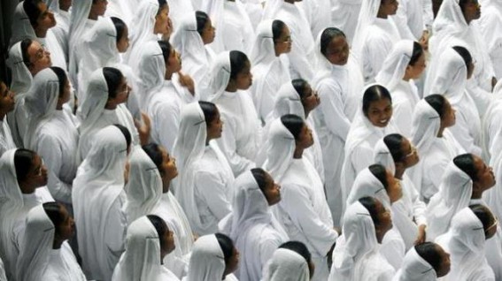 Kerala clergy asks Muslims to skip Umrah, leisure trip for April 26 Kerala clergy asks Muslims to skip Umrah, leisure trip for April 26