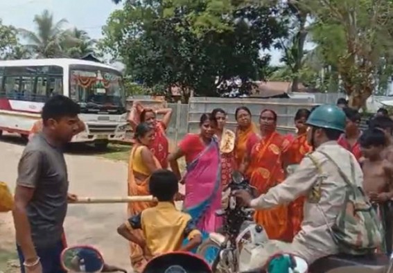 Power Cuts, Water Crisis : Public blocked road in Kailashahar Power Cuts, Water Crisis : Public blocked road in Kailashahar