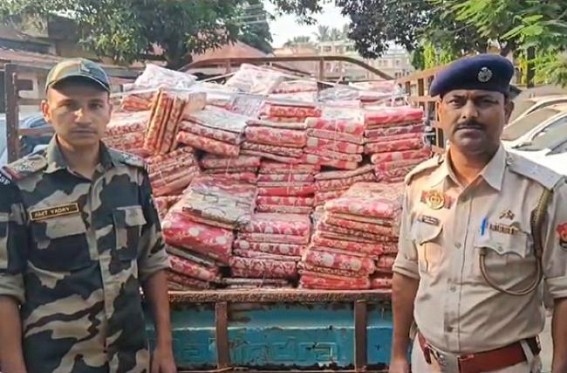 Garment Smuggling with Bangladesh : Police seized over 600 ‘Banarasi’ sarees worth Rs. 25 lakhs Garment Smuggling with Bangladesh : Police seized over 600 ‘Banarasi’ sarees worth Rs. 25 lakhs