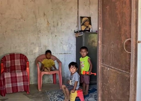 Unhygienic Water from Well is the only Water Source for Children’s Meal in Anganwadi Center Unhygienic Water from Well is the only Water Source for Children’s Meal in Anganwadi Center