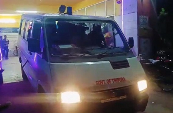 Four critical, referred to GB after road accident in Bishalgarh Four critical, referred to GB after road accident in Bishalgarh