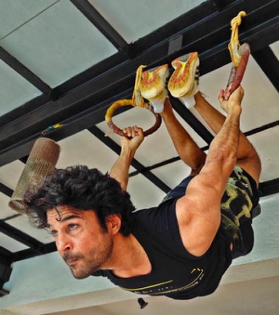 Rajeev Khandelwal says Yoga is real workout, enhances potential of other workouts Rajeev Khandelwal says Yoga is real workout, enhances potential of other workouts