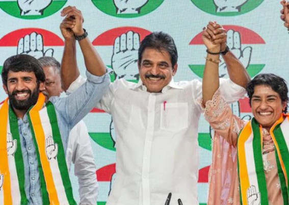 Top Indian Wrestlers join Politics to support Opposition Congress Ahead of Haryana State Assembly Election Top Indian Wrestlers join Politics to support Opposition Congress Ahead of Haryana State Assembly Election