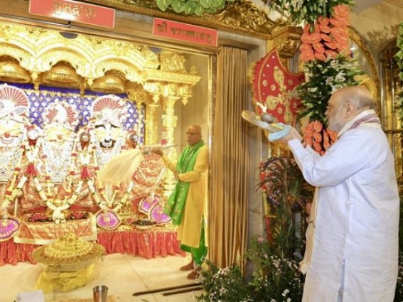 HM Shah offers prayers at Ahmedabad's Jagannath Temple, to attend key meetings later today HM Shah offers prayers at Ahmedabad's Jagannath Temple, to attend key meetings later today
