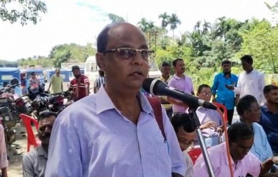 CPI(M) Blocks National Highway in Kailashahar to Protest Poor Road Conditions CPI(M) Blocks National Highway in Kailashahar to Protest Poor Road Conditions