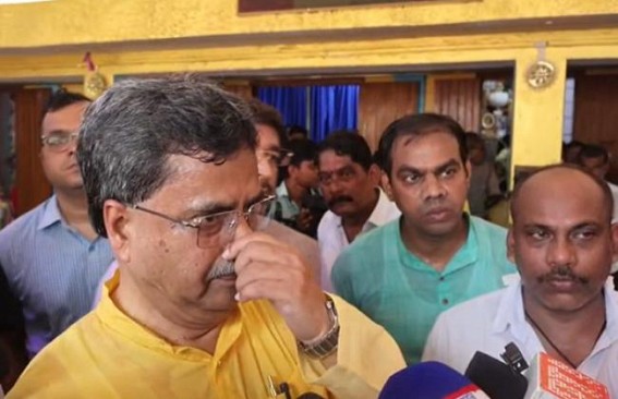 CM thanked Mayor for Agartala City’s cleanliness : 'It's becoming No-1 in cleanliness' CM thanked Mayor for Agartala City’s cleanliness : 'It's becoming No-1 in cleanliness'