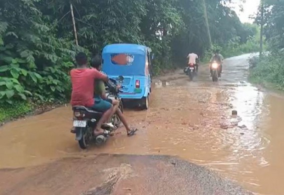 Fatikroy-Kanchanbari Road in Deplorable Condition Fatikroy-Kanchanbari Road in Deplorable Condition