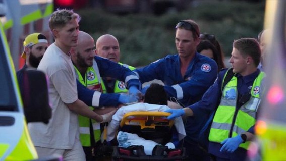 Terror Attack at Jewish Festival left 16 dead, many injured in Australia Terror Attack at Jewish Festival left 16 dead, many injured in Australia