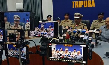 Tripura Police Gears Up for Durga Puja 2026: 11,348 Personnel to Secure 2,905 Puja Pandals