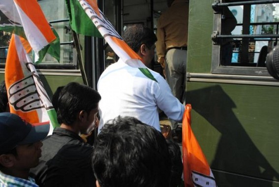 Over 300 picketers arrested during 12-hour Tripura bandh Over 300 picketers arrested during 12-hour Tripura bandh