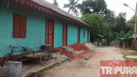 Non functional land custom and immigration at Sabroom