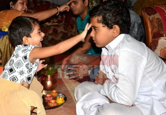 Tripura celebrates â€˜Bhai-Photaâ€™ : Sisters prayed for their brothersâ€™ long lives
