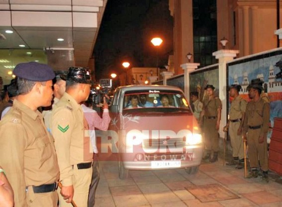 Mizoram hands over gold robbery case to CBI from State run SIT  : Tripuraâ€™s multi crore chit fund scams remained under State SIT, even after HC ordered to place fresh affidavit by June 30 