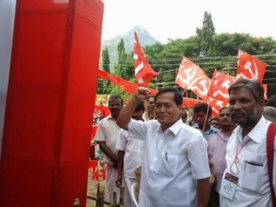 Left front says â€˜Modi-fest' is wastage of moneyâ€™