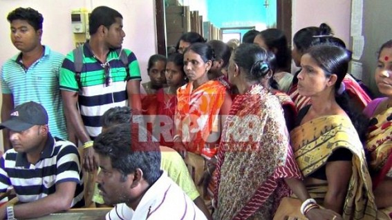 Locals demand water crisis problem's end within 5 days