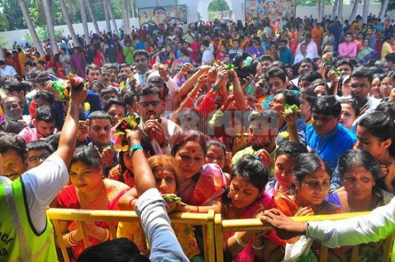 Agartala celebrates Maha-Astami 