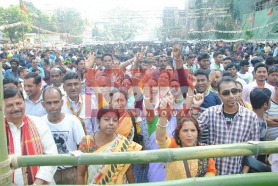 BJP leads Tripura Election : Saffron Holi marks 'Winning' BJP leads Tripura Election : Saffron Holi marks 'Winning'
