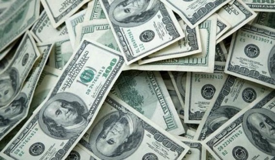 US dollar retreats amid soft economic data US dollar retreats amid soft economic data