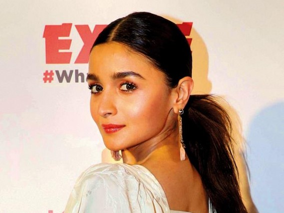 Alia refuses to react to Kangana's nepotism charge