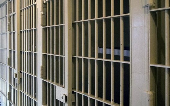 Jails don't stop gangsters from operating anymore Jails don't stop gangsters from operating anymore