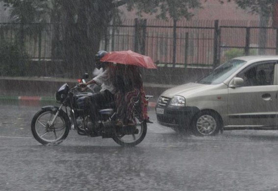 Gujarat expects decent rains after low atmospheric pressure in MP Gujarat expects decent rains after low atmospheric pressure in MP