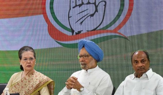Democracy in peril, govt misusing mandate: Sonia Democracy in peril, govt misusing mandate: Sonia