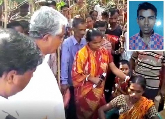 19 years old boy Mangal Das's custodial murder case : Ex-CM Manik Sarkar met victim's mother, condemned Police’s brutality, says, 'Total incident is mysterious, a section of Police maligning whole Police Dept' 19 years old boy Mangal Das's custodial murder case : Ex-CM Manik Sarkar met victim's mother, condemned Police’s brutality, says, 'Total incident is mysterious, a section of Police maligning whole Police Dept'