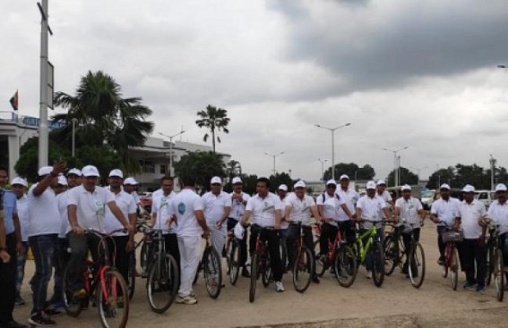 Director of Maharaja Bir Bikram Airport flags off awareness rally on â€˜World Environment Dayâ€™