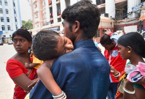 Doctors' Strike : Indian Medical Association supports Students protest, Doctors across Nation boycott duties