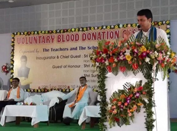 â€˜Why do Tripura CPI-M leaders send their kids to private schools if so much against Privatizationâ€™ ?, asks Biplab Deb