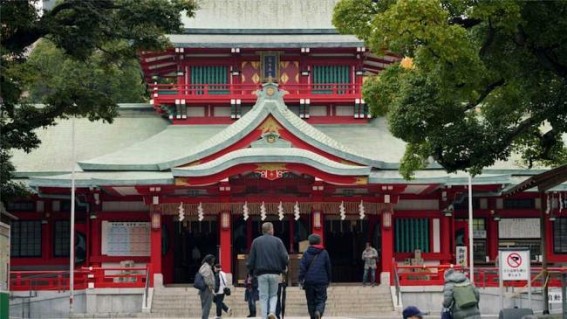 Visitors to Japan hit record low for second consecutive month