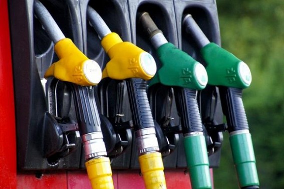 Diesel prices steady across metros on Sunday