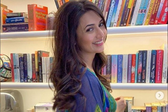 Divyanka Tripathi 'looking for some ab-normal times' Divyanka Tripathi 'looking for some ab-normal times'