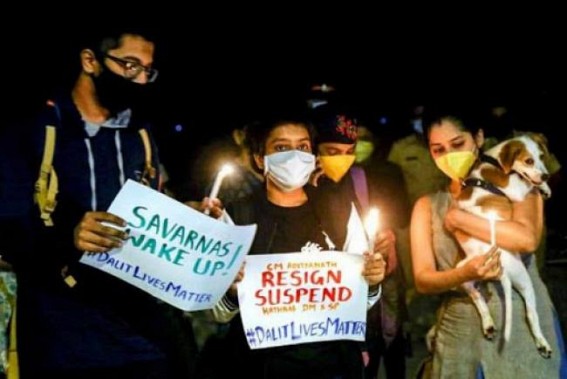 Cong workers stage midnight protest at Goa hotel to meet Javadekar Cong workers stage midnight protest at Goa hotel to meet Javadekar
